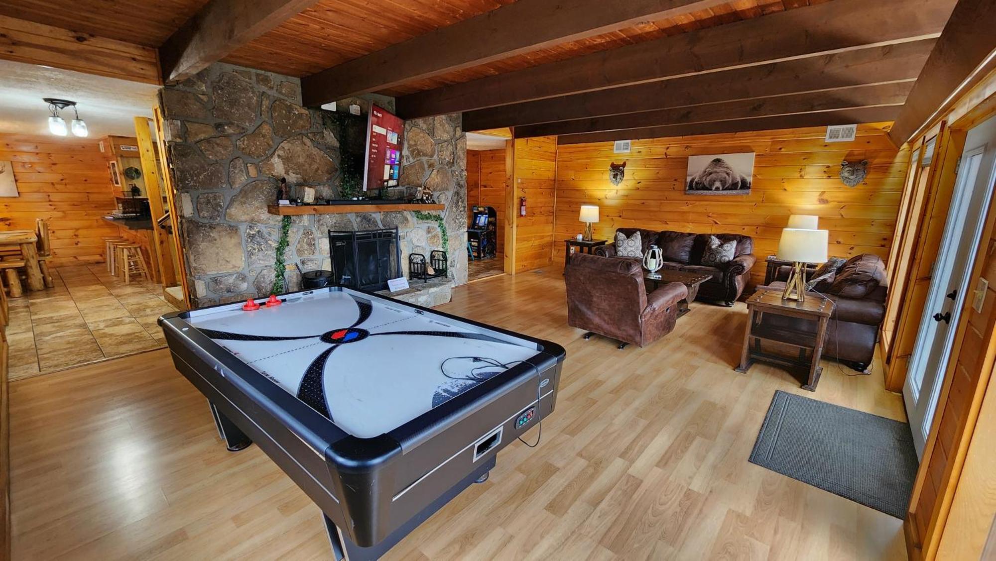 Lazy Bear Cabin Sevierville Esterno foto